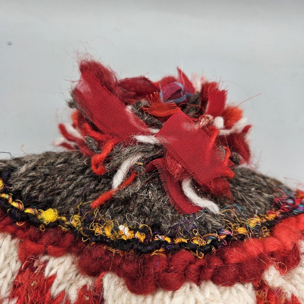Hand Knit Wool & Recycled Silk Beanie Pom  Hat Fleece Lined Made in Nepal Red - Picture 2 of 6